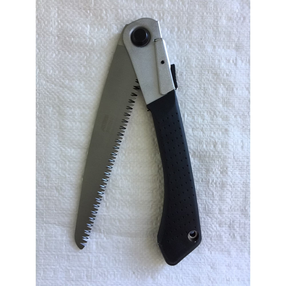 Ozark trail folding saw mango plastico