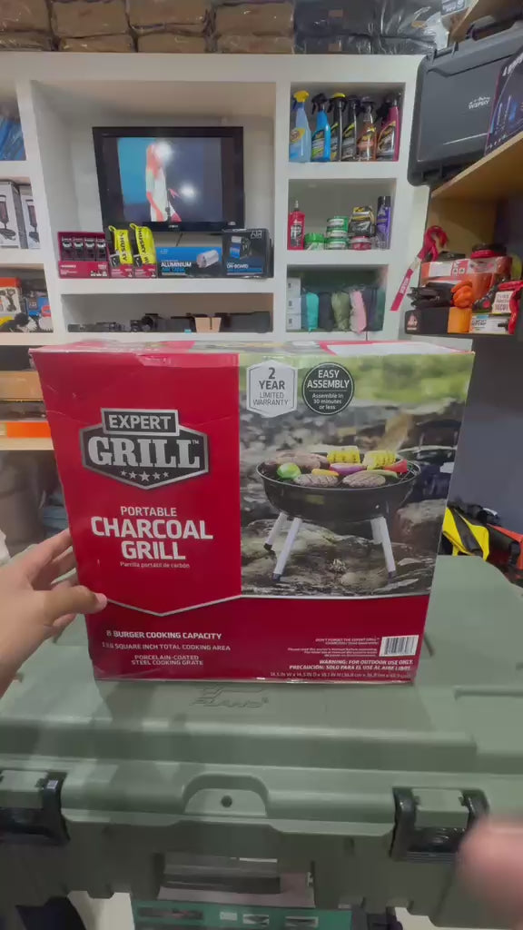 Parrillera Expert Grill Portátil de Carbón de 14.5 in, Negra