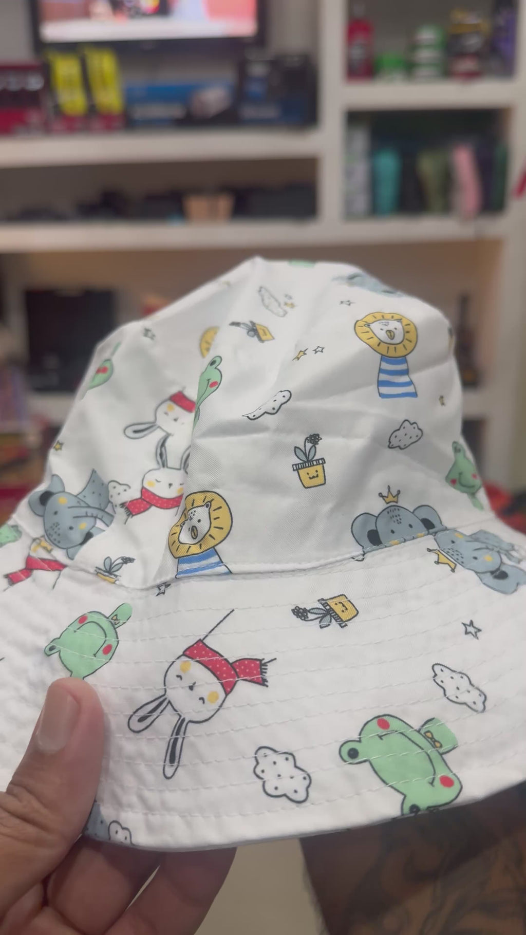 Sombrero tipo bucket hat para niños de 3 a 7 años ajustable